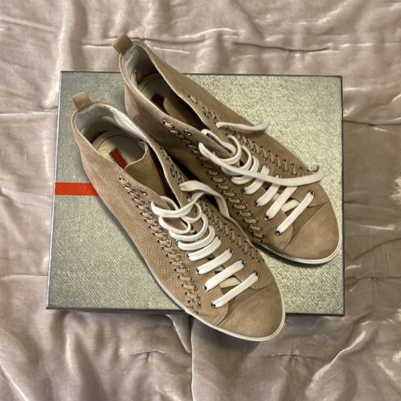 Prada lace up high top Sneakers - Picture 2 of 6